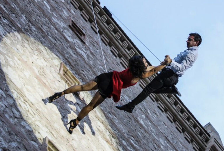 COMPAÑÍA SUBCIELO - "Célula"