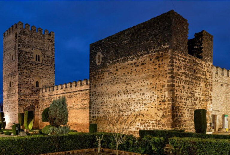VISITA GUIADA - “Ermita del Cristo y exteriores castillo doña Berenguela”