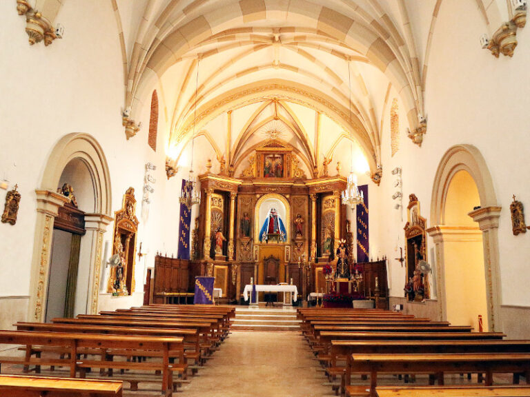 Iglesia parroquial de San Felipe y Santiago