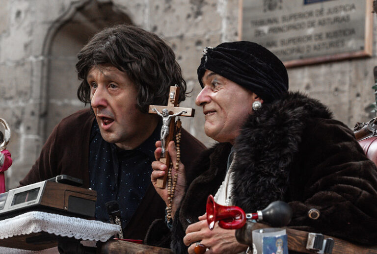 ZOZOBRA - La Roca Producciones